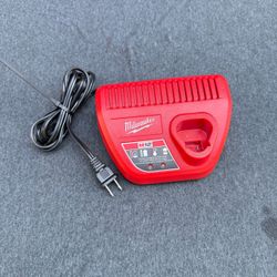 Milwaukee M12 Lithium-Ion 12-Volt Battery Charger (Model 48-59-2401)