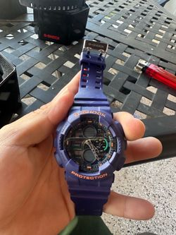 G-Shock Watch Purple / Black