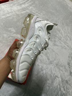 NIKE AIR VAPORMAX PLUS