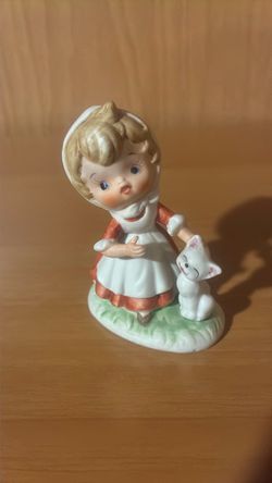 Vintage Porcelain Girl with Kitten Figurine