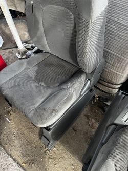 D40 Nissan Frontier Seats Parts