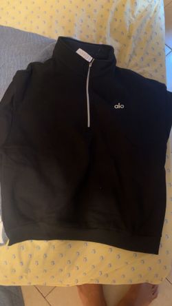 Black alo quarter zip