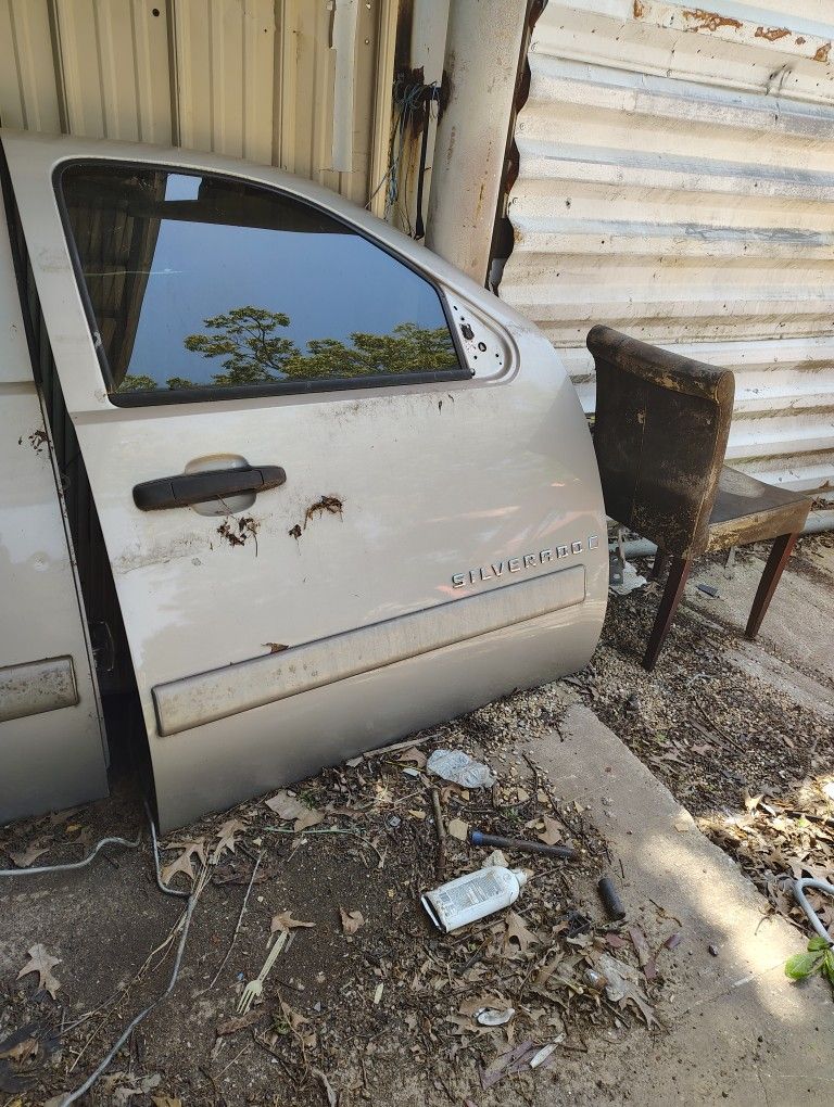2008 Chevy Silverado Doors 120.00 A Piece