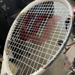 Wilson tennis racquet 27 inc 