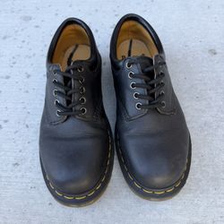 Dr Doc Martens 8053 Black Mens 8 Ladies 9