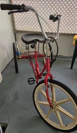 3 wheel bicycle with basket