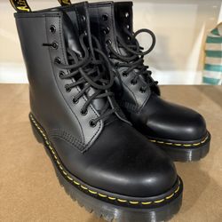 Dr. Martens Black Combat Boots Men’s 11 Women’s 12