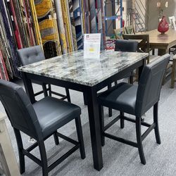 5pc Dinning Table Set $599