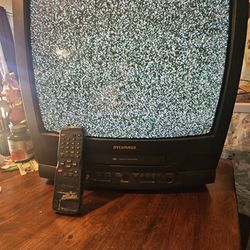 Sylvania 19 crt/vcr combo