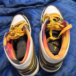 Jordan 1 Mid Size 13