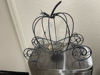 Metal Wire Pumpkin Carriage Candle Holder