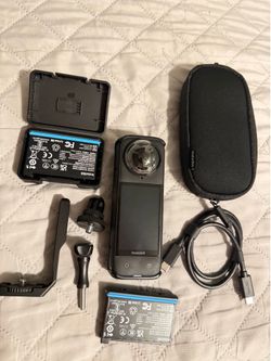 Insta 360 x4