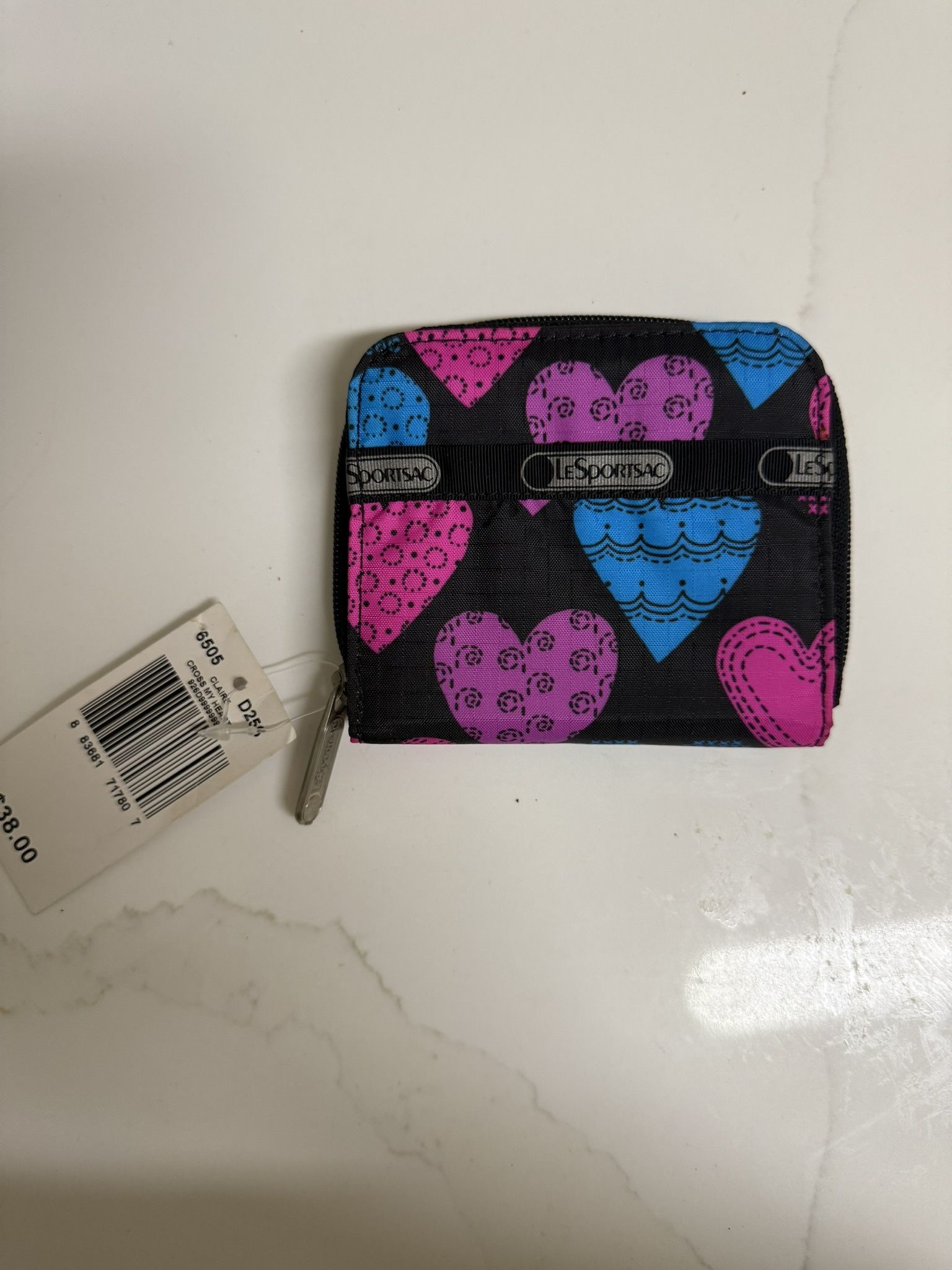 New with Tags LeSportSac NTW Claire Cross My Heart wallet