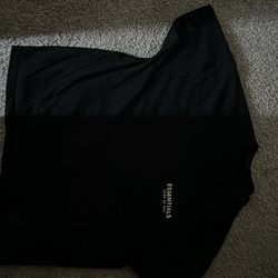 Black essential fear of god shirt size small