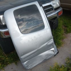 05 Toyota Tacoma Access Cab Part