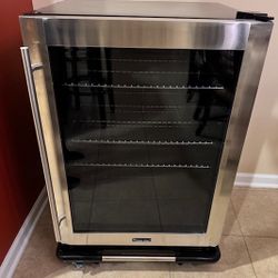 Magic chef beverage refrigerator, Stainless Steel