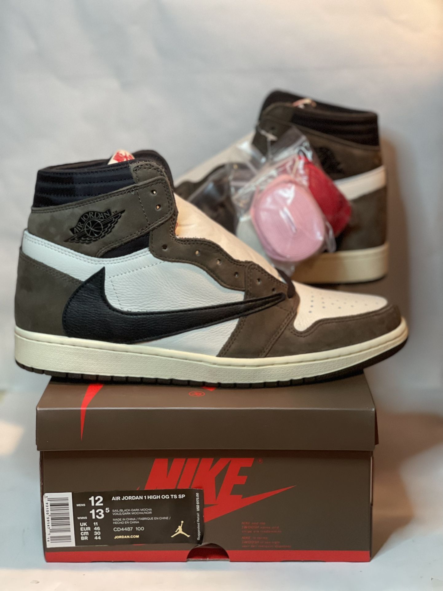 Travis Scott x Air Jordan 1 Retro High OG 'Mocha' CD4487-100