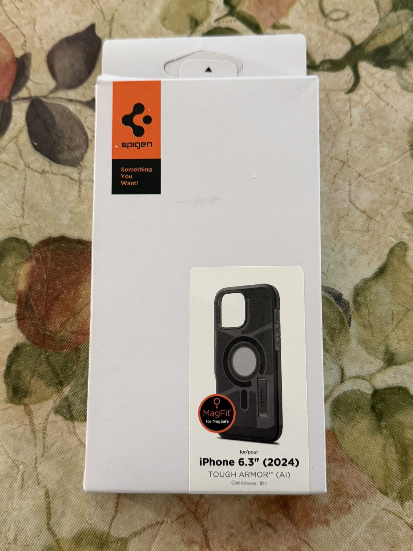 Spigen iPhone 16 Pro Case With Kick Stand