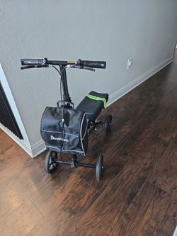 Knee Scooter with Carry Bag