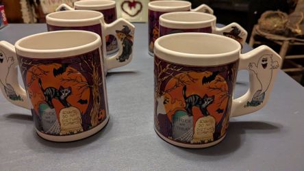 Halloween coffee mugs