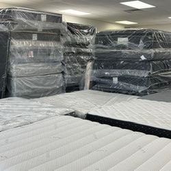 King Mattress, Queen Mattress, Full Mattress & Twin Mattress Clearance Sale!