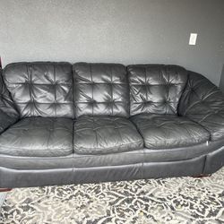 ‼️FREE DELIVERY‼️ BLACK/GRAY LEATHER COUCH