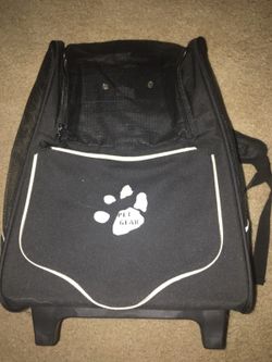 Travel backpack for small pets