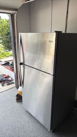 Refrigerador whirlpool  front 33”