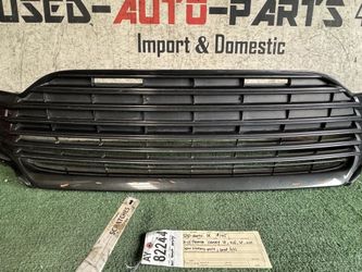 2021 - 2023 TOYOTA CAMRY LE, XLE, SE, XSE, FRONT LOWER BUMPER GRILLE OEM AY82428