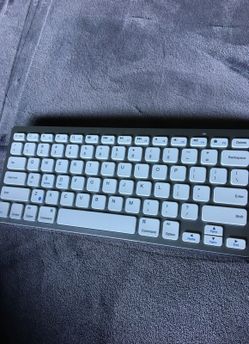 Anker Bluetooth keyboard