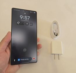 Samsung s25 Ultra 512gb 5G - UNLOCKED - Mint Condition (Titanium Gray) 