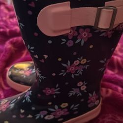 Girls Rain Boots Size 11-12 Brand New 
