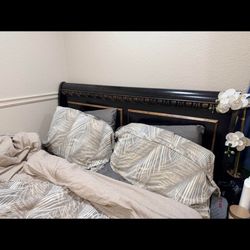 Queen Bed With Box And Mattress