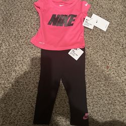 Nike girl 12 months new