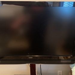 42 Inch Vizio TV. Best Offer