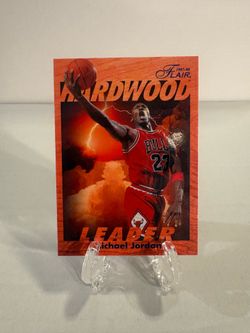 1997-98 Fleer - Hardwood Leader Michael Jordan #4 🔥Rare🔥