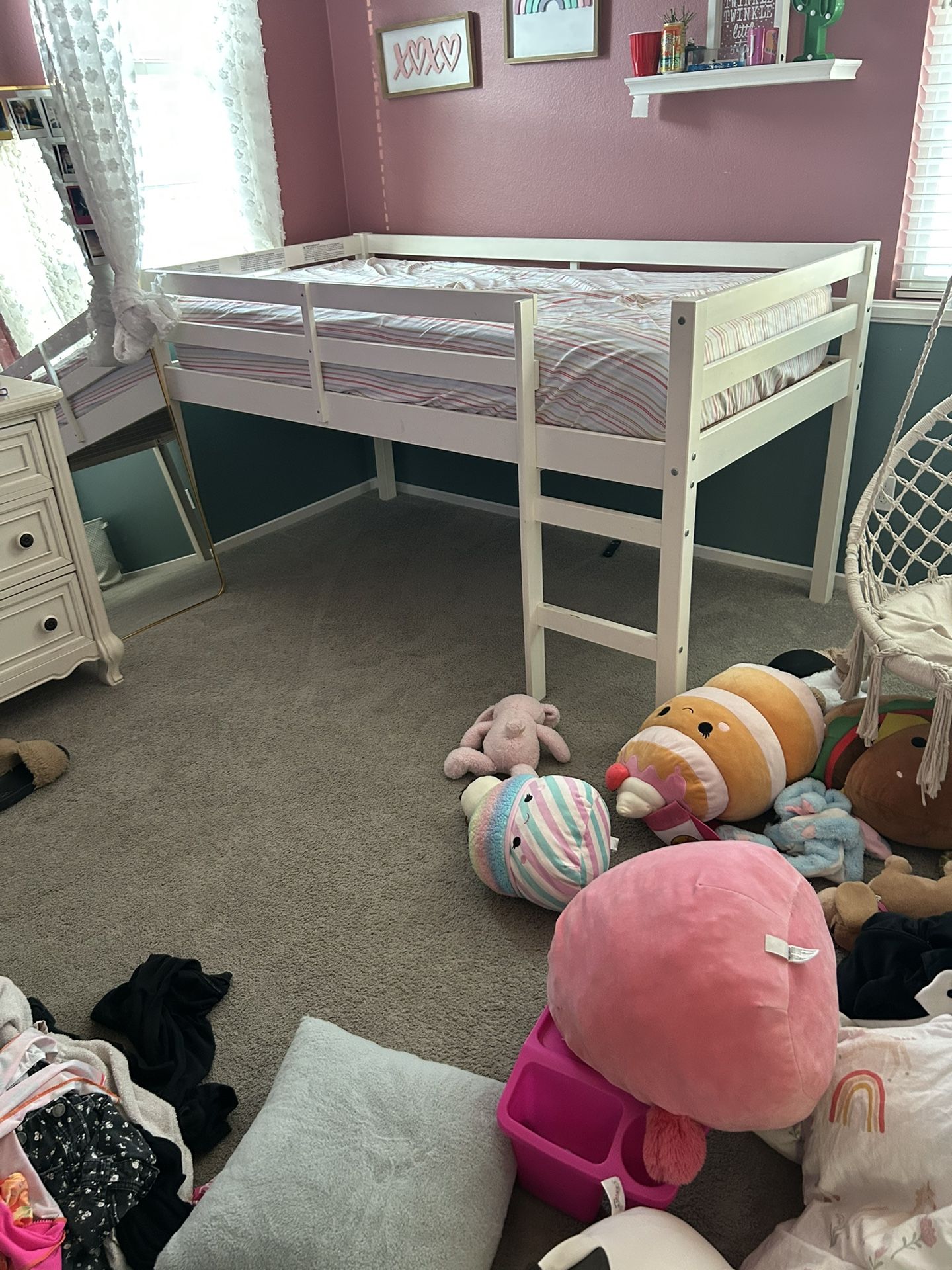 Twin loft Bed