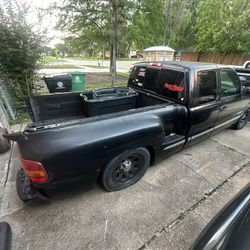 1999 GMC Sierra Ext Cab Parts Truck 