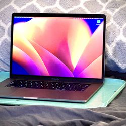 Apple MacBook Pro 15” 2.8 GHz Intel Core i7 Intel 