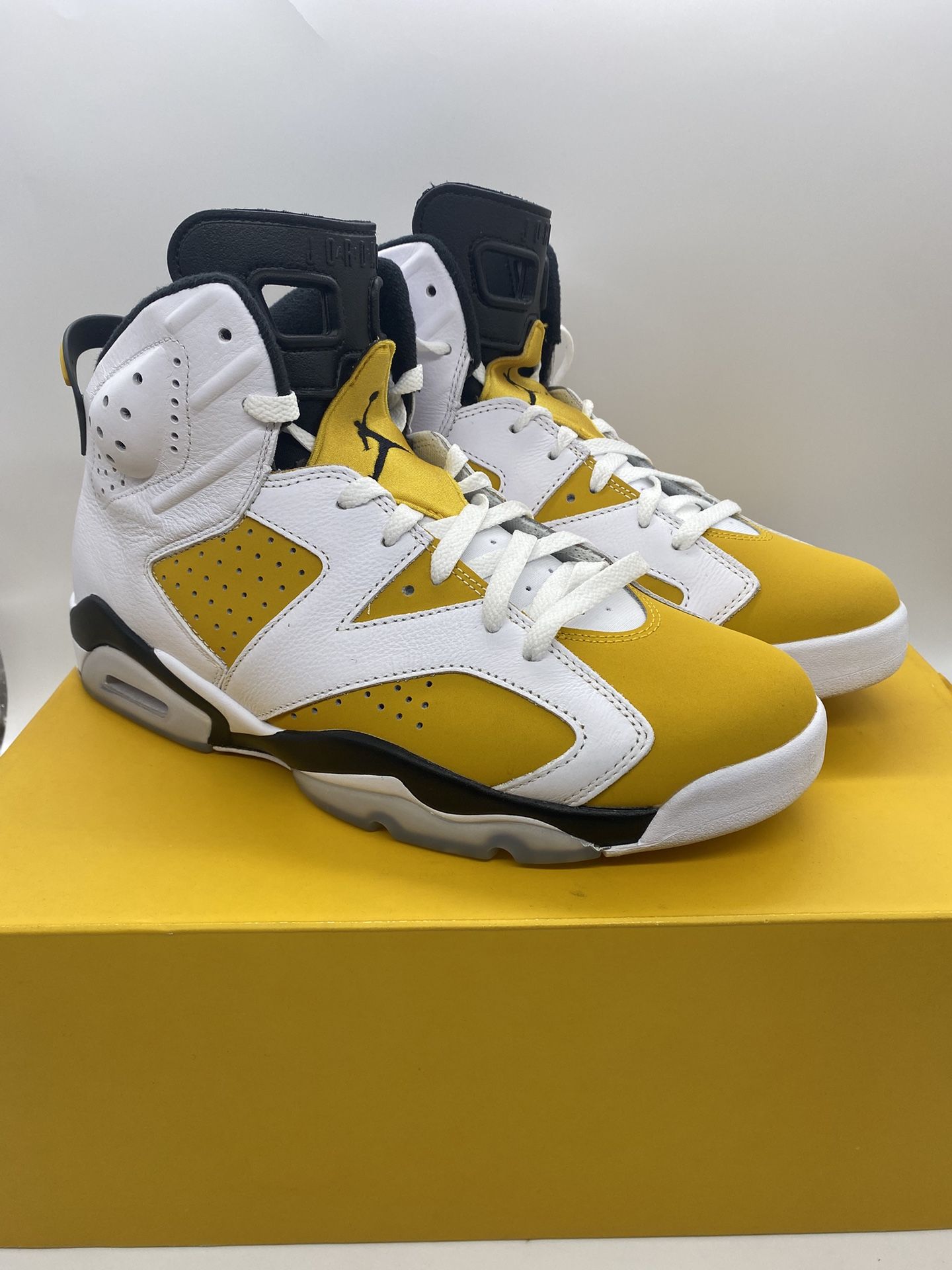 Jordan Air Jordan Retro Yellow Ochre CT8529 170 Men's Sneakers