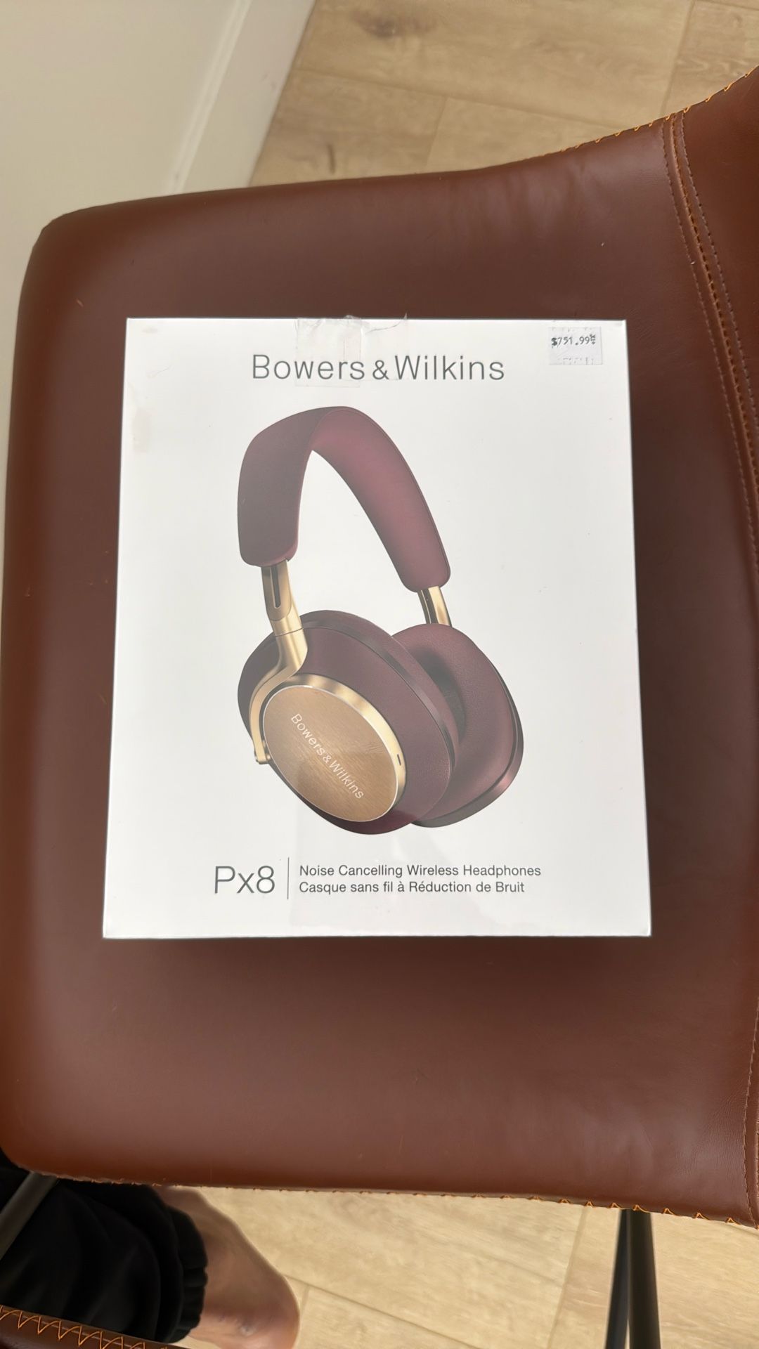 Bowers & Wilkins Px8