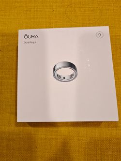 Brand New Oura Ring 4. Size 9. Silver