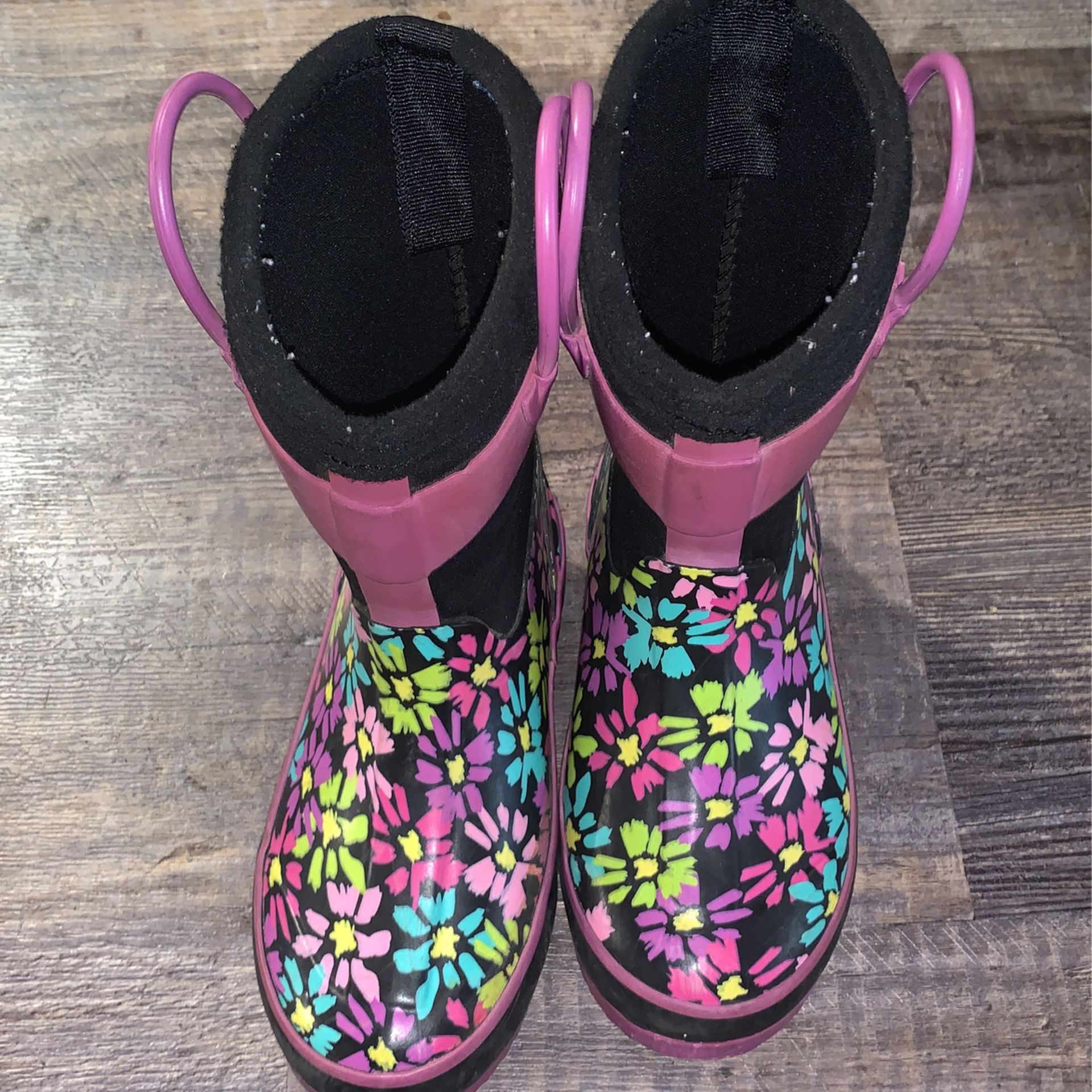 Rain Boots Size 11 Youth. 
