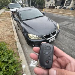 Car Keys/Fobs/Llaves De Autos