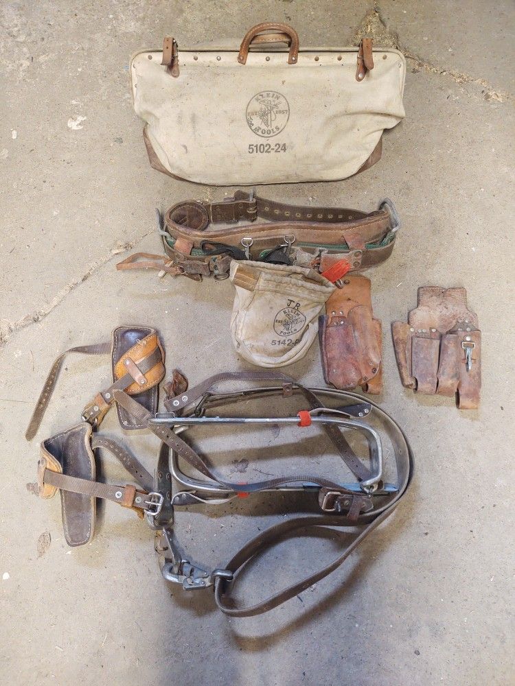Distribution/Lineman Climbing Gear/Set