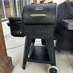 Pit Boss Pro Series