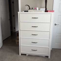 5 drawers white dresser