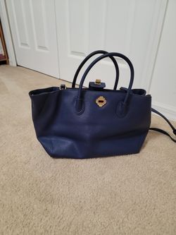 Crown &Ivy Bag