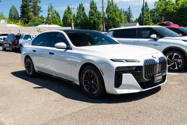 2025 BMW 740i