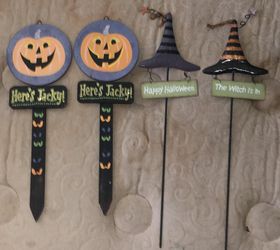 4 Halloween Decorative Stakes